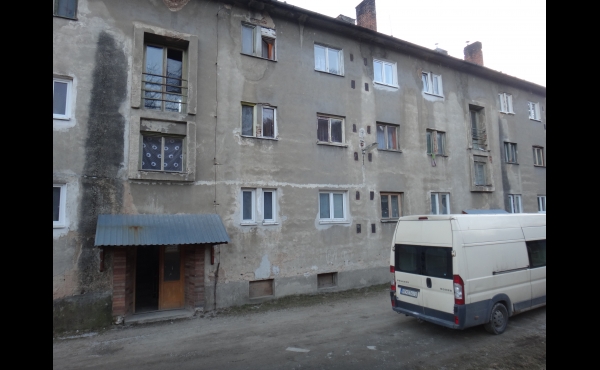 Ponúkam na predaj za dobrú cenu 2- izbový tehlový byt v okrese Košice - okolie v obci Štós